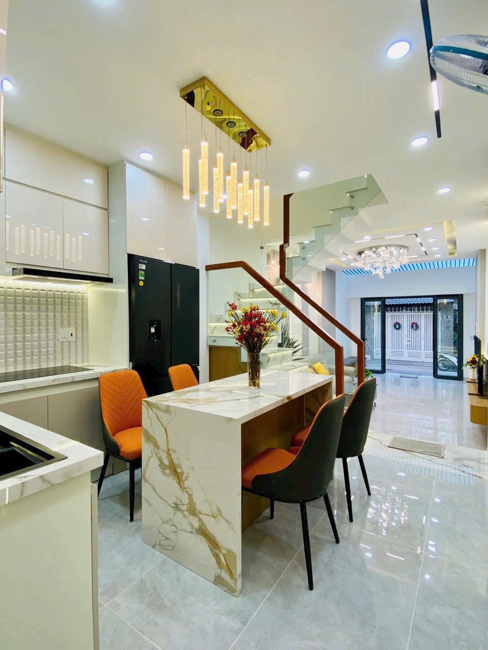 BÁN NHÀ GIÁ RẺ 51.7m2 giá 4,55tỷ Đường Dương Bá Trạc Phường 1 Quận 8 HCM