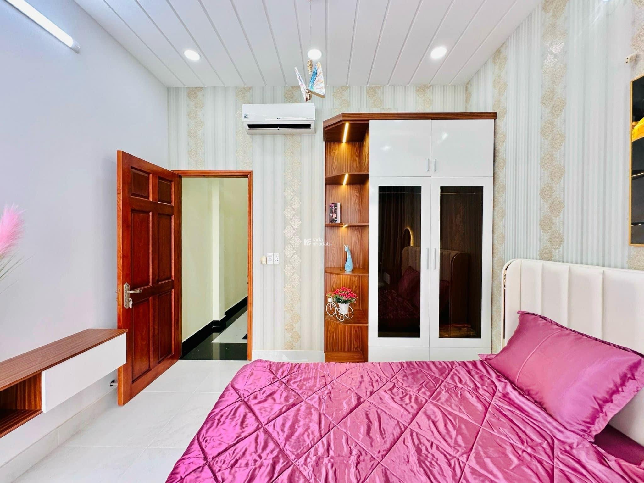Nhà giá rẻ độc quyền 33m2 Minh Phụng, P3 Q11, sổ sẵn, không tranh chấp