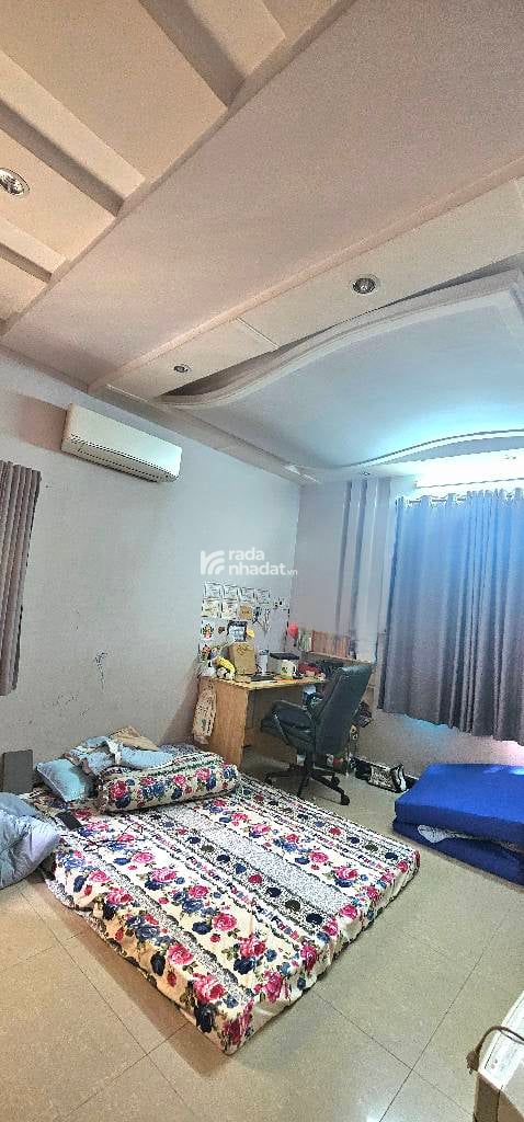 BÁN NHÀ NGAY CHỢ PHÚ LÂM - CÁCH MT 1 CĂN - NHÀ 4 TẦNG KIÊN CỐ - NỞ HẬU