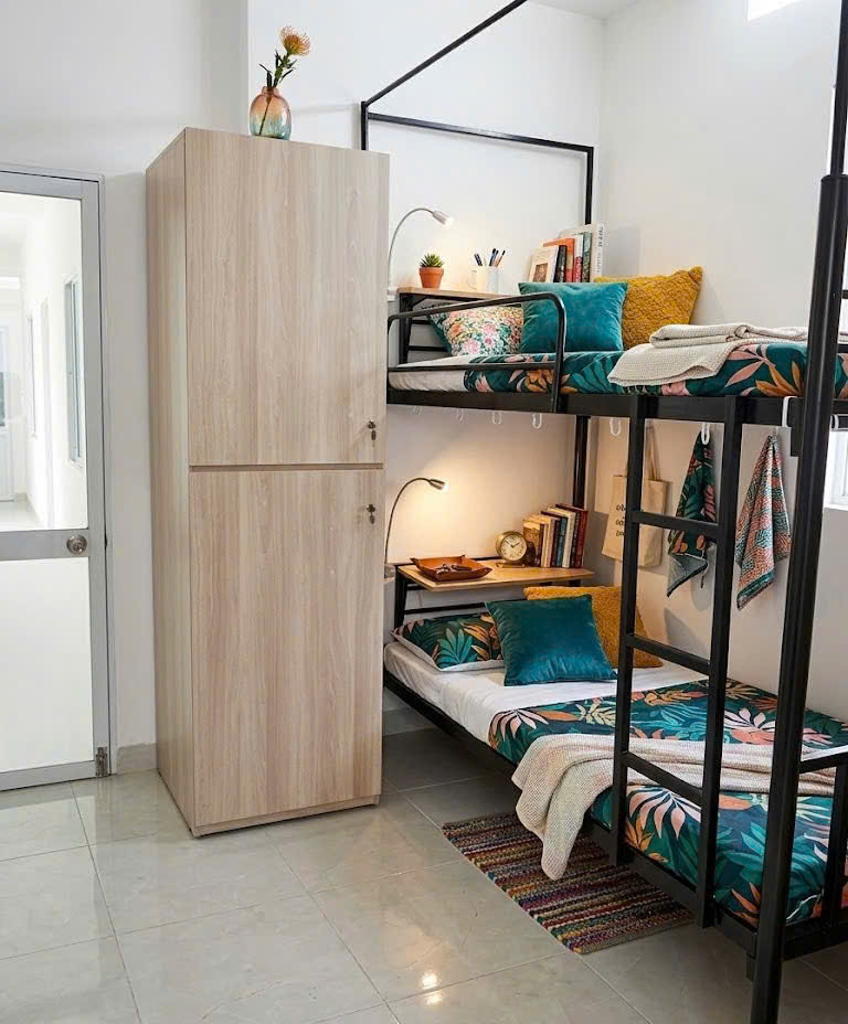 Bán nhà Cách Mạng Tháng Tám, QUẬN 3, 4.5 x 8m (36 m2), dòng tiền 144 tr, giá 6.08 tỷ