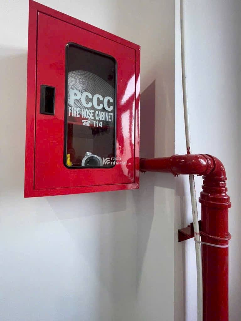 14P CHDV- DÒNG TIỀN 80tr/TH- HẺM XE HƠI - LÔ GÓC NGANG HƠN 6M