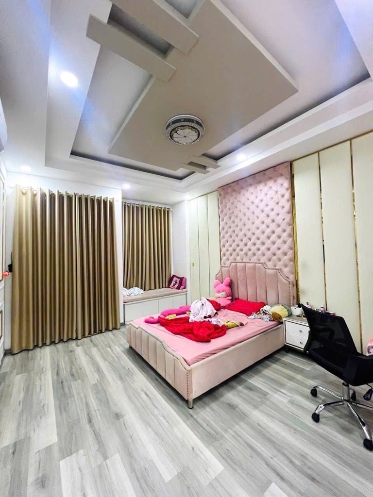  Nhà FULL nội thất 4 tầng Hương Lộ 2- Dt 4 x 15m (60 m2),