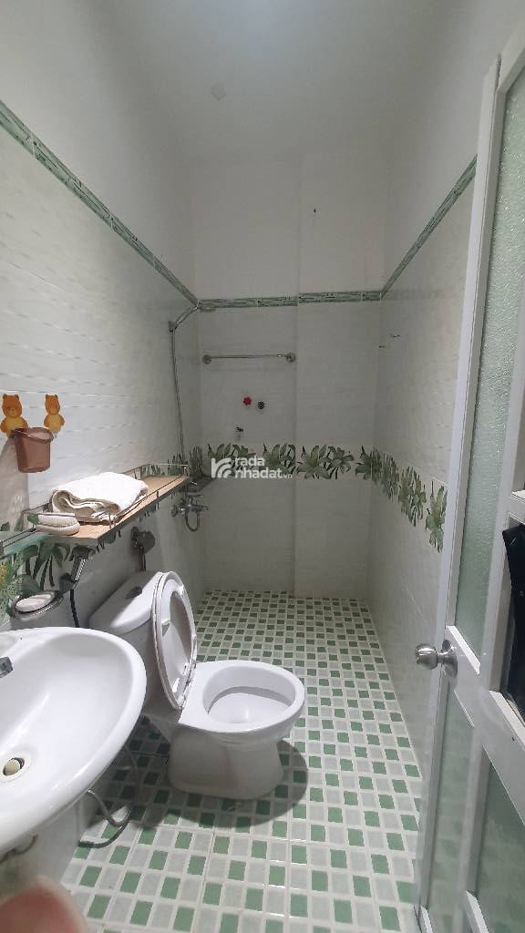 SIÊU PHẨM PHÚ NHUẬN 5 TẦNG - 43M2 - HẺM Ô TÔ - NHÀ MỚI DỌN VÀO Ở NGAY . 