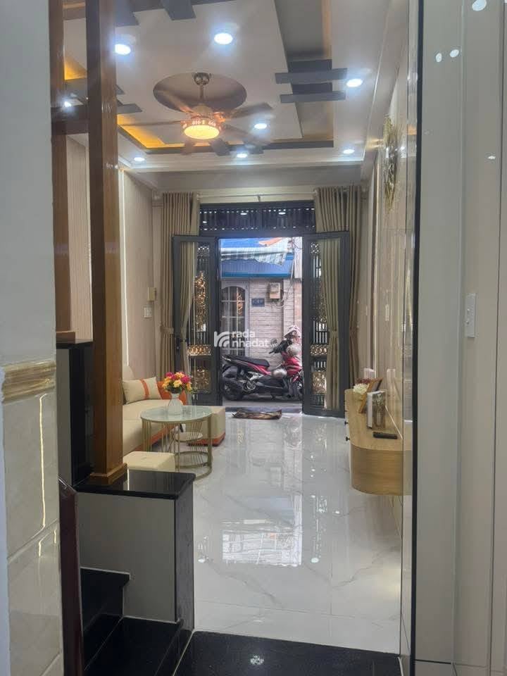 BÁN NGÔI NHÀ XINH PHÙ HỢP GIA ĐÌNH 2 CON, 2 TẦNG, 2PN, QUANG TRUNG P10 GV, CHỈ 3 TỶ XÍU