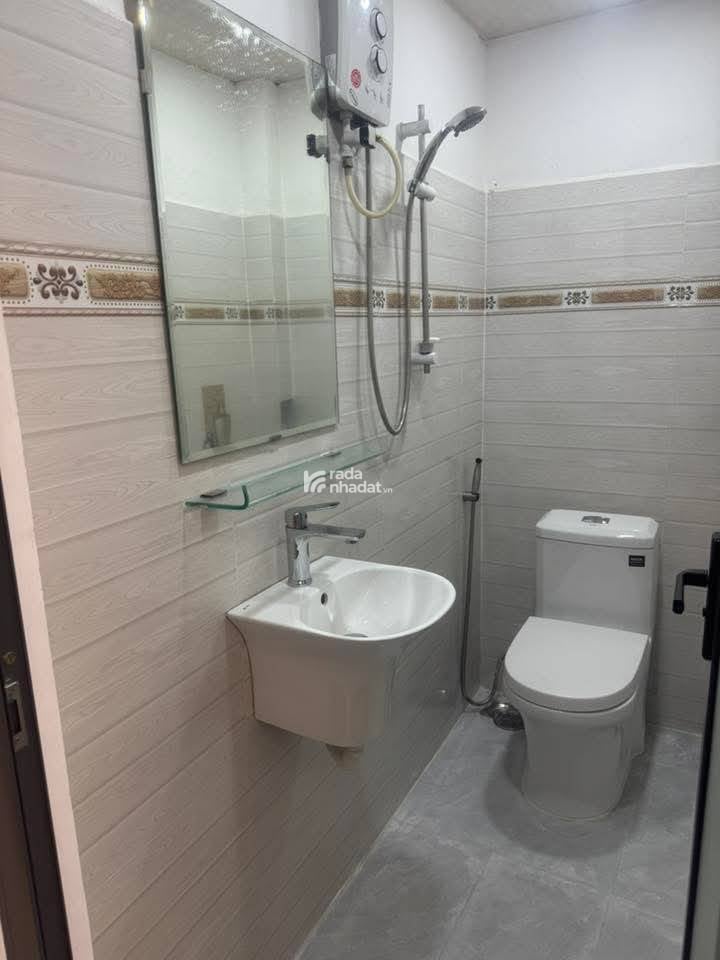 BÁN NGÔI NHÀ XINH PHÙ HỢP GIA ĐÌNH 2 CON, 2 TẦNG, 2PN, QUANG TRUNG P10 GV, CHỈ 3 TỶ XÍU