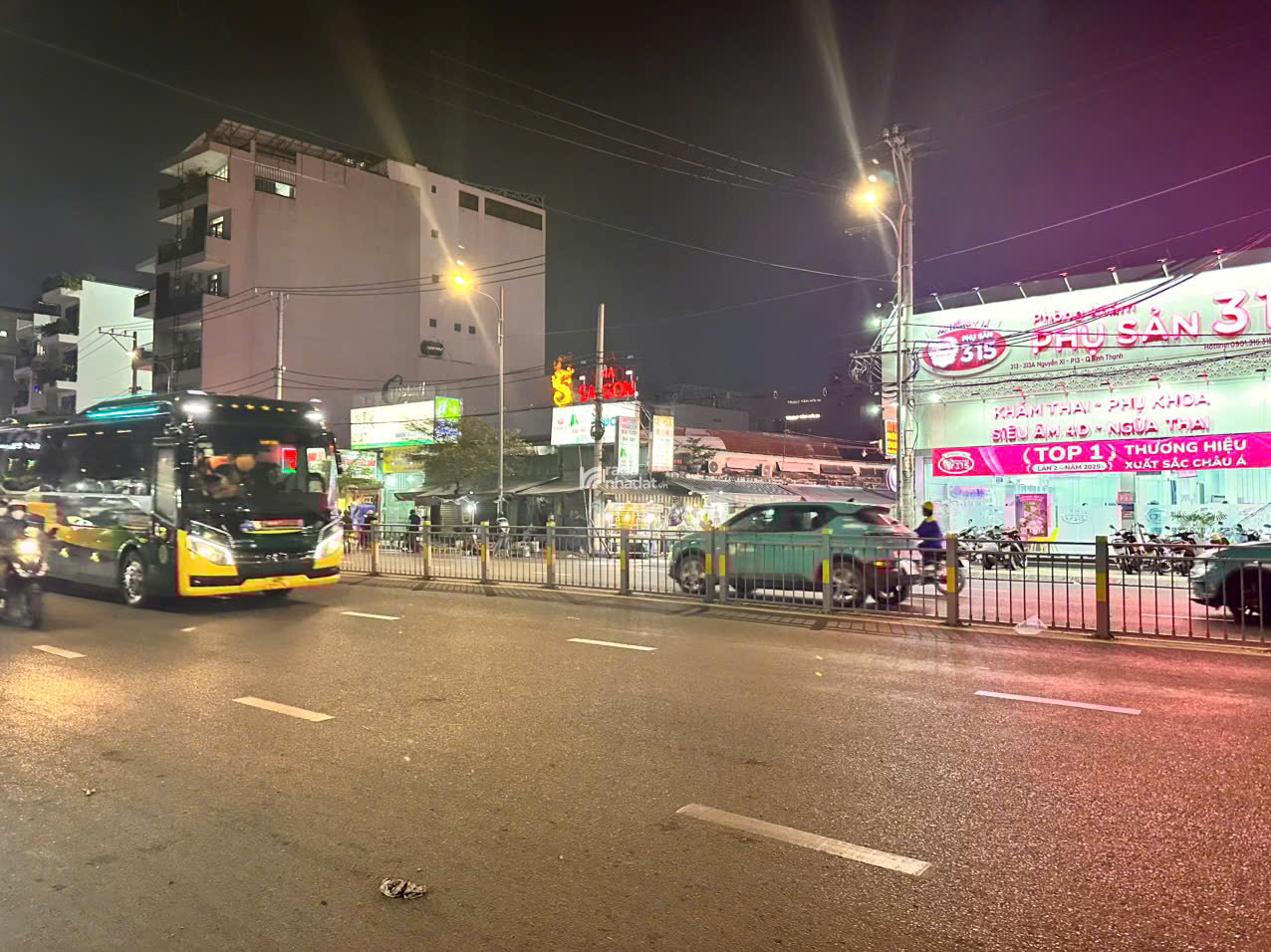 Biệt thự sân vườngara đẳng cấp hẻm 10m Nơ Trang Long 198m2 ngang 9m gần chợ chỉ 32 tỷ  
