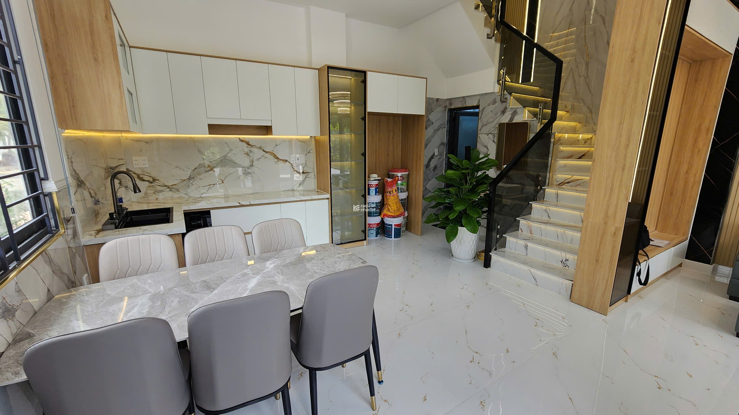 CĂN GÓC SIÊU ĐẸP 200M RA NGAY HÀ HUY GIÁP, Q12 - 3 TỶ NHẬN NHÀ