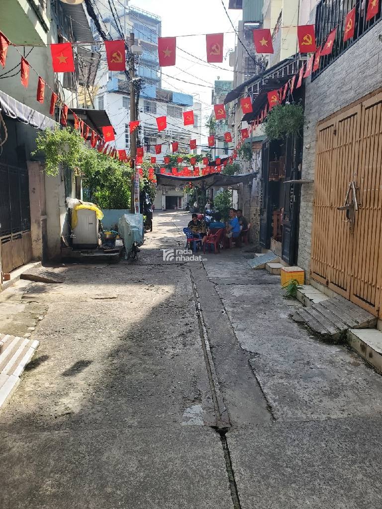 GẦN MẶT TIỀN LÃNH BINH THĂNG, ĐƯỜNG 3/2 - Q.11- XE HƠI VÀO NHÀ - 5,5M X 12M - 3 TẦNG MỚI ĐẸP