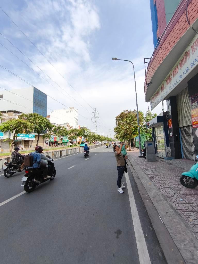 MẶT TIỀN KINH DOANH ĐỈNH-KINH DƯƠNG VƯƠNG-NHÀ 5 TẦNG 305M2-GIÁ 36 TỶ