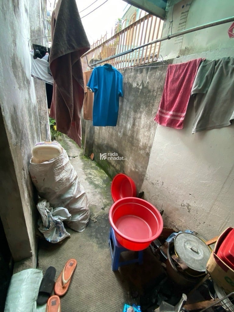 SÁT MT PHAN VĂN TRỊ, BÌNH THẠNH, 102M2 TIỆN XÂY MỚI. GIẢM 750TR CHỈ 8.5T 