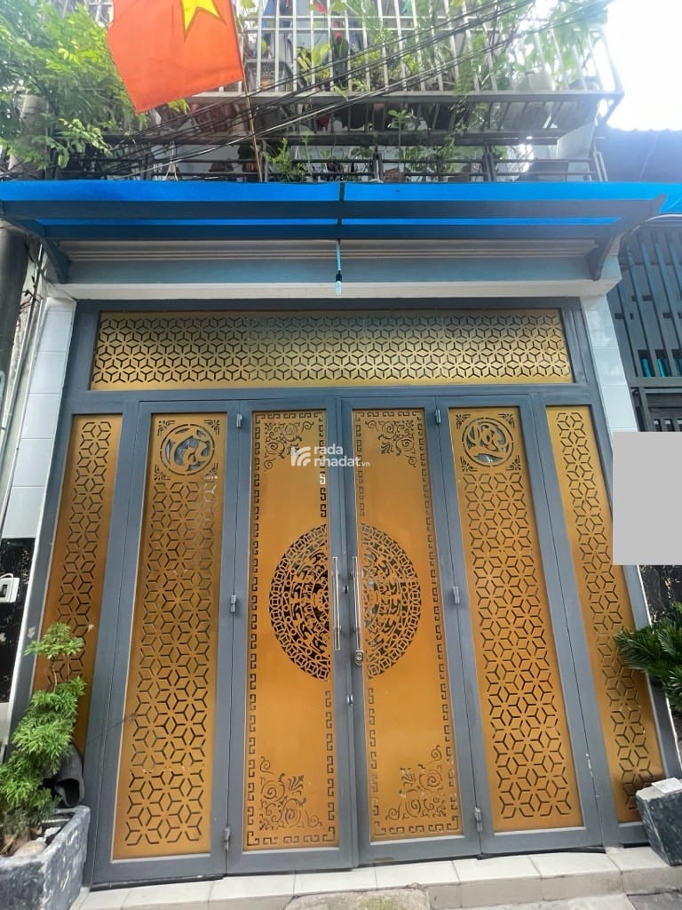 NHÀ 3 TẦNG DÙNG ĐIỆN 0 ĐỒNG - 40M2 - HXH - GẦN CV LÀNG HOA GÒ VẤP - 4.65 TỶ