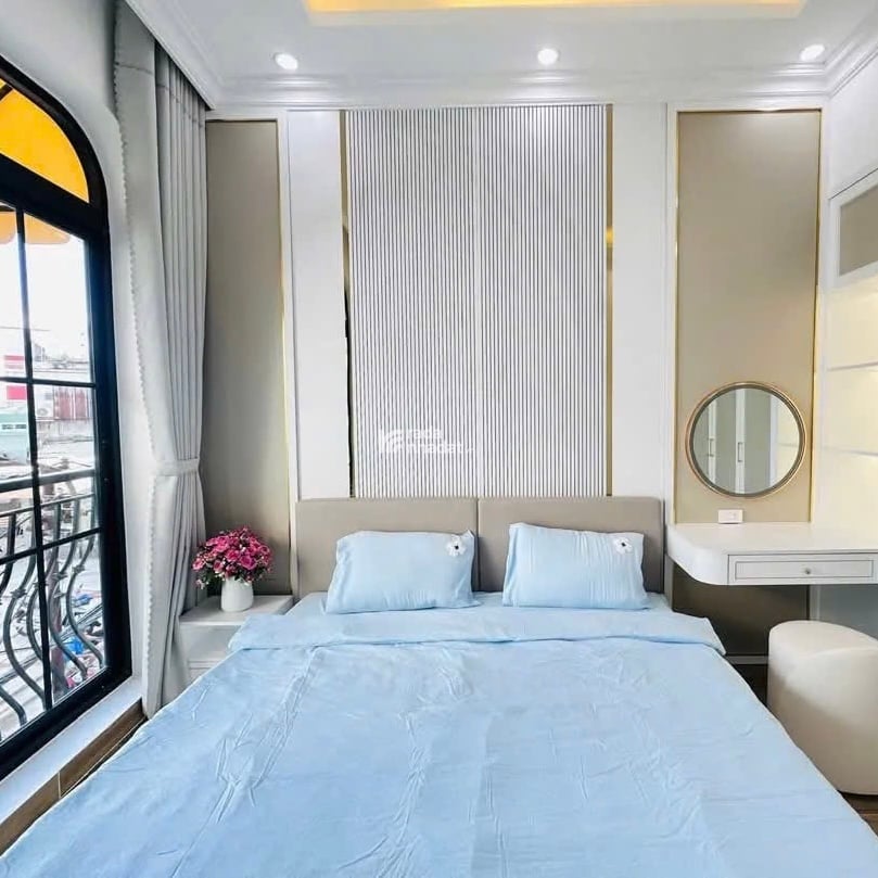 Hẻm 8m thông gần Vòng xoay Phú Lâm Q6, DT 4x13m 4 tầng 4PN, SHR, công chứng nhanh, chỉ 8.x Tỷ