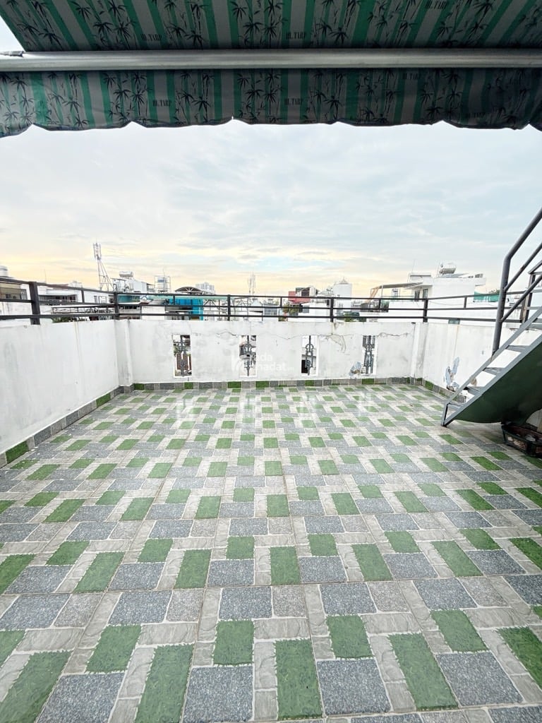 NHÀ 5 TẦNG TÂN BÌNH - 34M2 - 2 PN - HẺM 3M THÔNG - AN NINH 