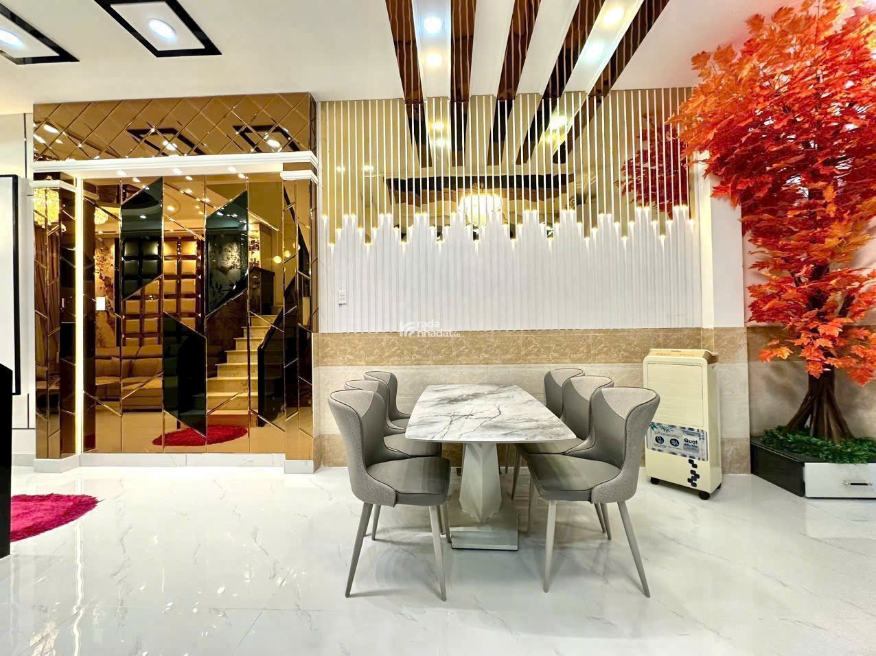 11.9tỷ Chỉ còn 1 căn duy nhất! Nhà đẹp Hẻm vip DT(3.9x12m) sát vạn hạnh mall P12 Q10