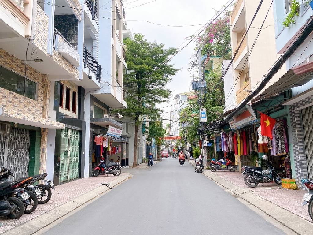 ĐƯỜNG 10M CÓ VỈA HÈ LẠC LONG QUÂN-P.10-Q.11- DT: 3.8*13,5M- 11 TỶ 5