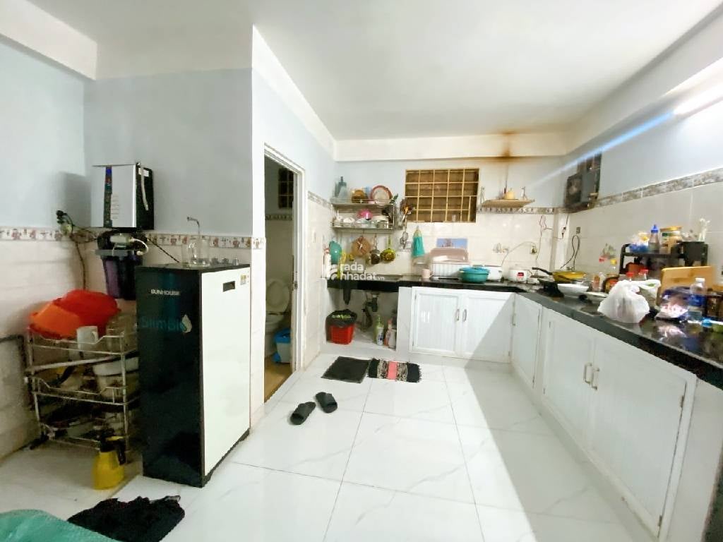 ĐƯỜNG 10M CÓ VỈA HÈ LẠC LONG QUÂN-P.10-Q.11- DT: 3.8*13,5M- 11 TỶ 5