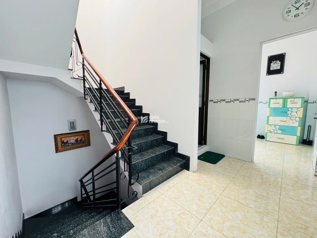 Nhà đẹp 4 tầng BTCT 51m2 ( ngang 5m ) , 4PN , không lộ giới , Bình Đông P14 Q8
