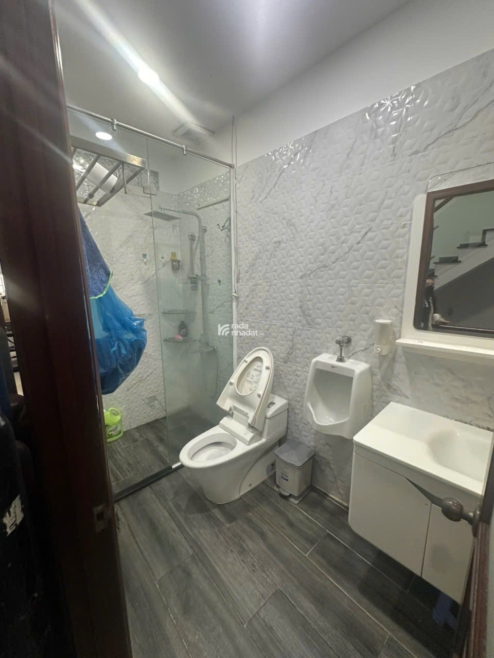 BÁN NHÀ 6 TẦNG - CƯ XÁ BẮC HẢI, Q.10 - DT: 4.4x15.2m - GIÁ CHỈ 20 TỶ