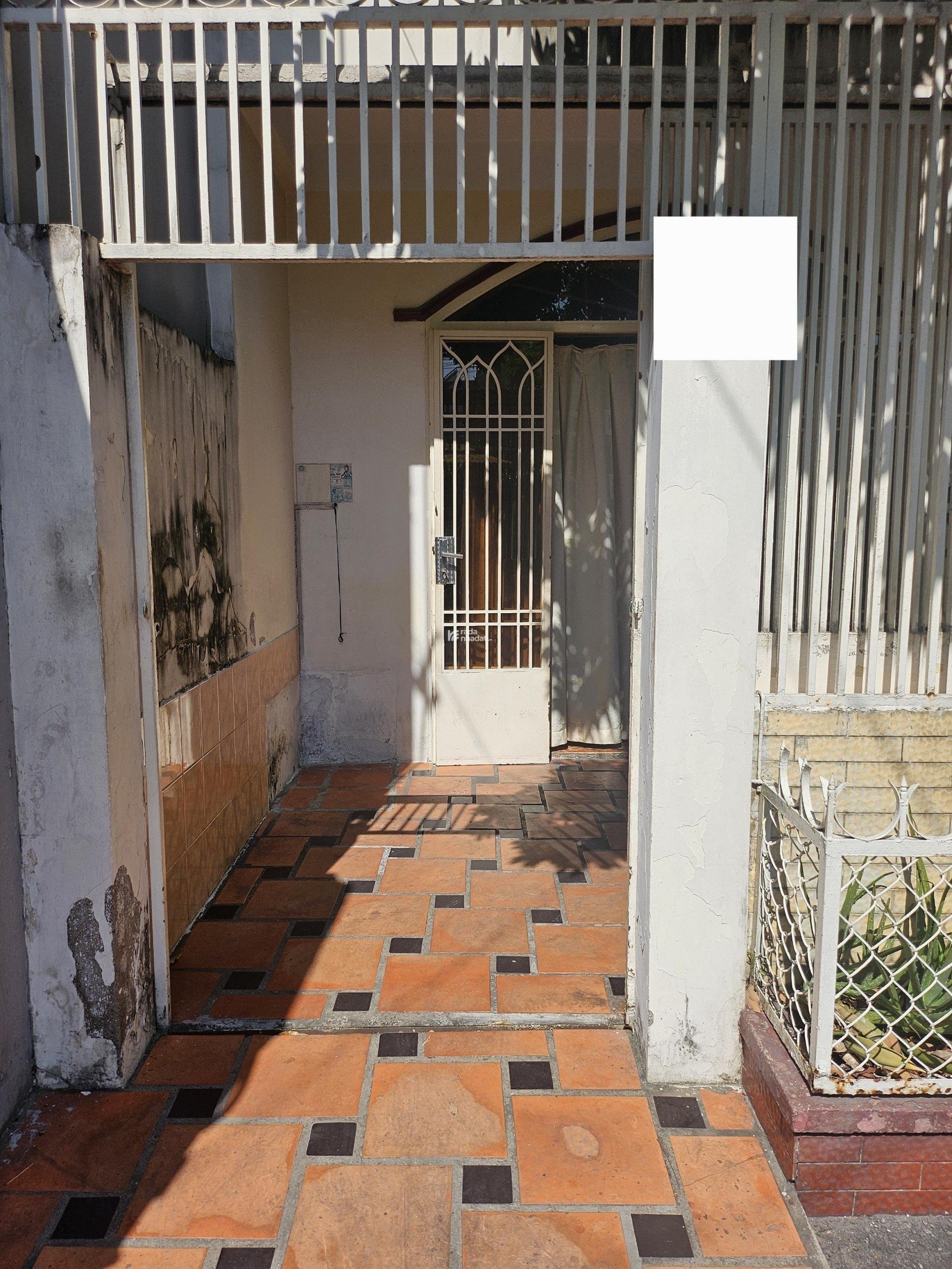 Bán Biệt Thự Mini Lê Quang Định-Ngang 6m-HDT: Ba Mươi Triệu-12.5tỷ