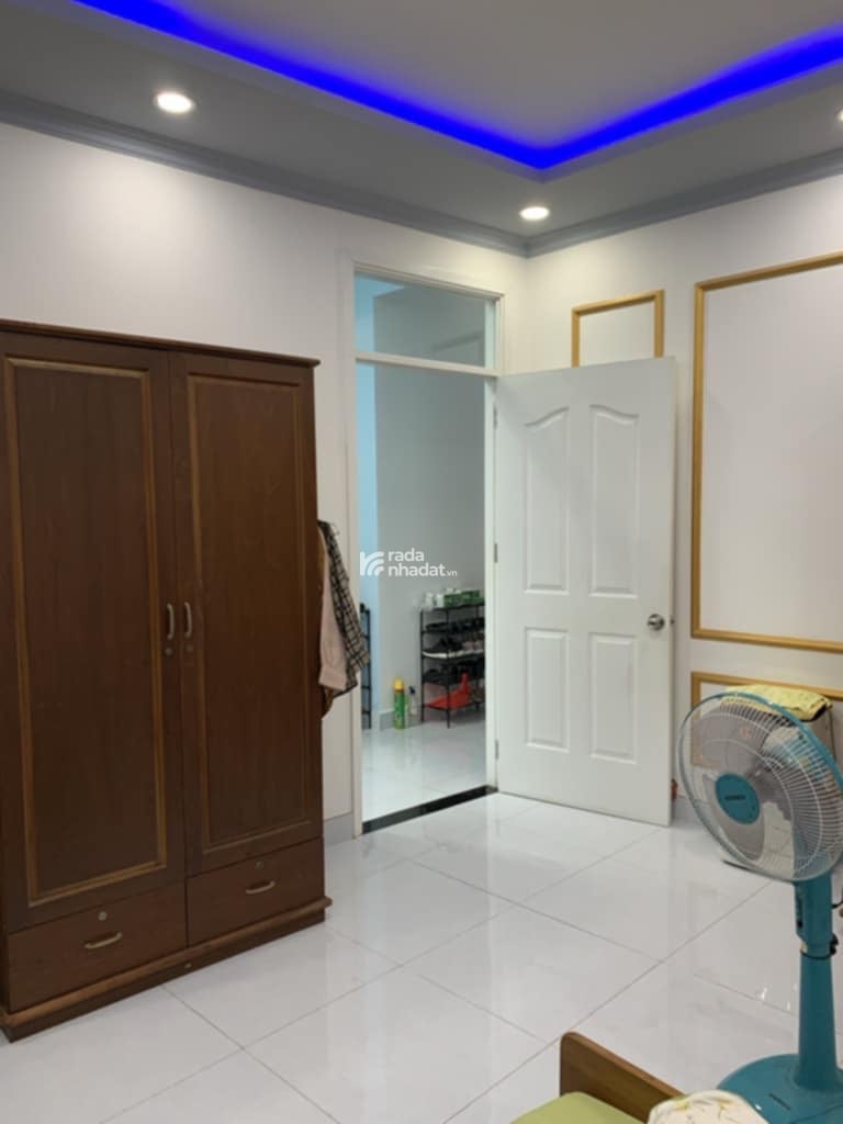 Giá tốt, 93m2  - 8.5 tỷ, bán nhà hxh Hoàng Hoa Thám, phường 5, Bình Thạnh
