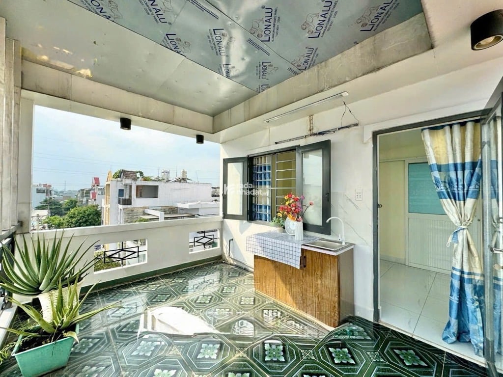 BÁN NHÀ KẾ KHU TÊN LỬA 60M2 5 TẦNG 6 TỶ HẺM XE HƠI TRÁNH THU 15 TRIỆU BÌNH TÂN 