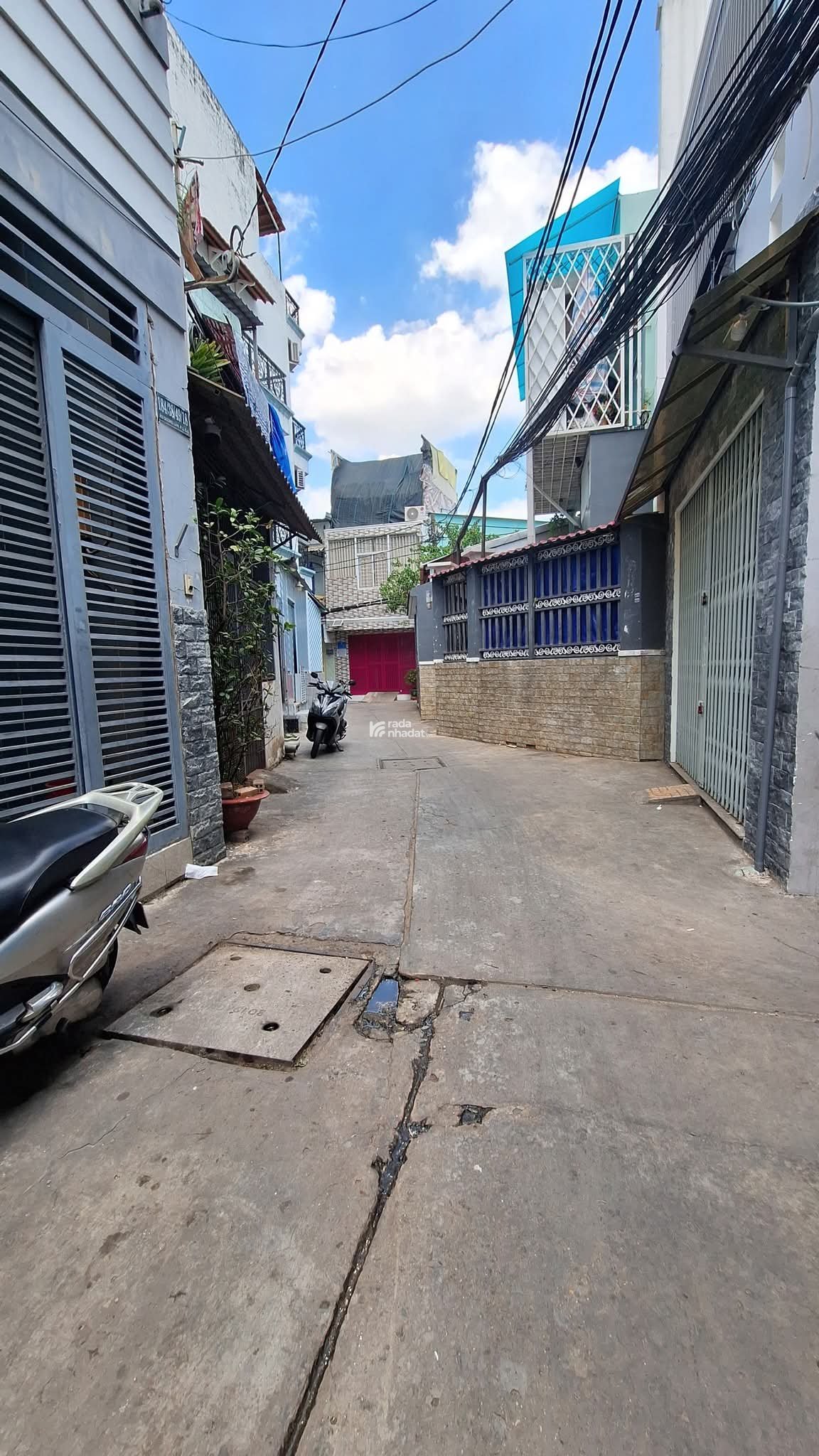 BÁN NHÀ ĐẸP, 2 TẦNG, 3 PN, ĐƯỜNG TẠ QUANG BỬU - ÂU DƯƠNG LÂN, 62M2, NGANG KHỦNG 5,2M, CHỈ 5,680 TY