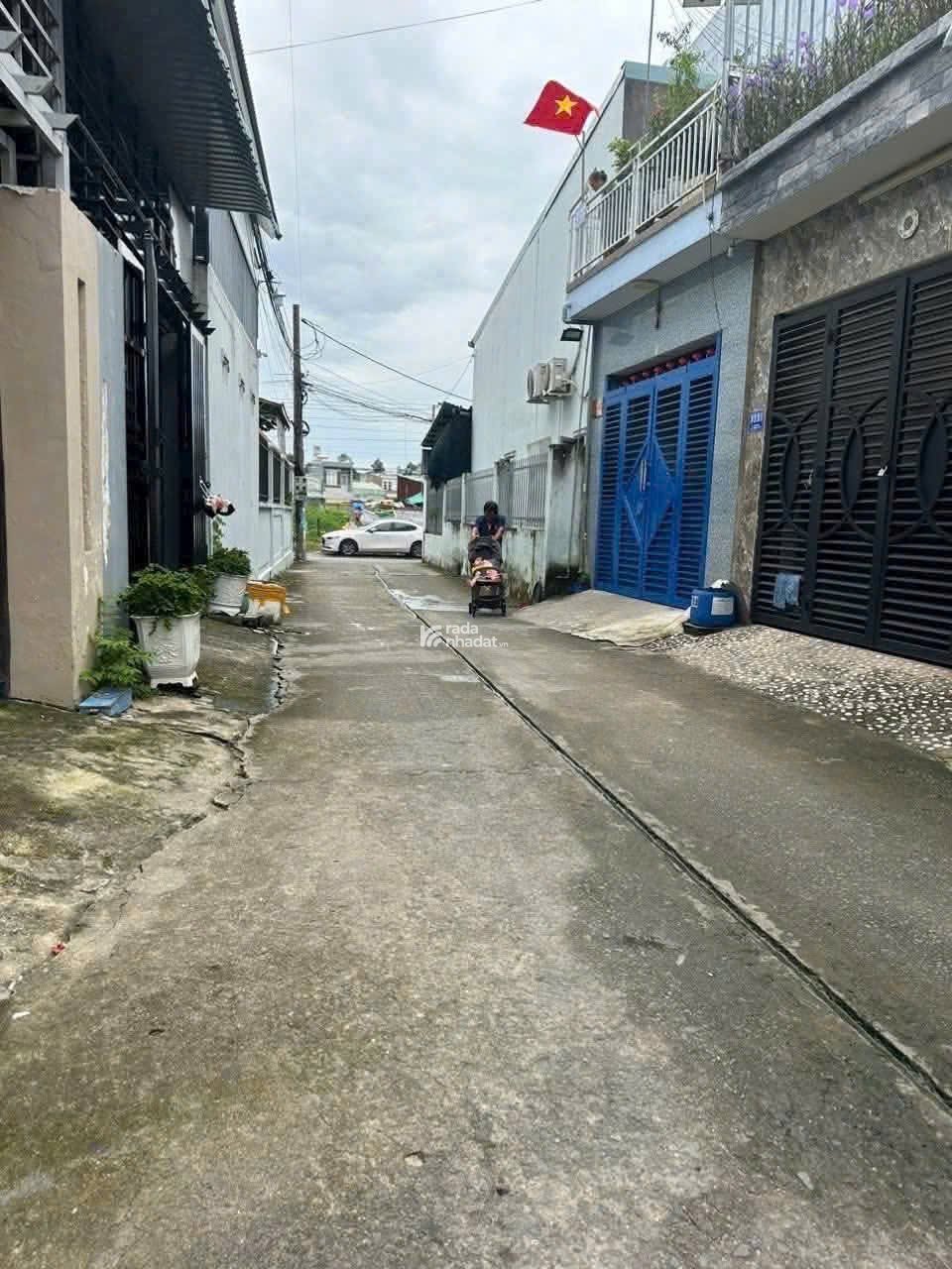 MUA NHÀ BÌNH DƯƠNG 1 TRỆT 1 LẦU 2 P NGỦ, 2 WC 