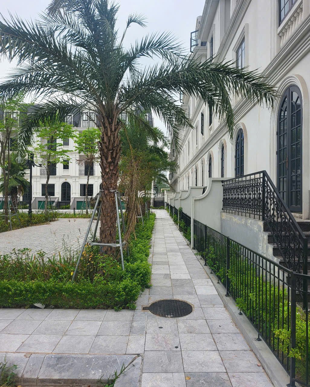  SHOPHOUSE 3 MẶT TIỀN - HIẾM CÓ NẰM NGAY TRUNG TÂM DỰ ÁN JADE SQUARE  