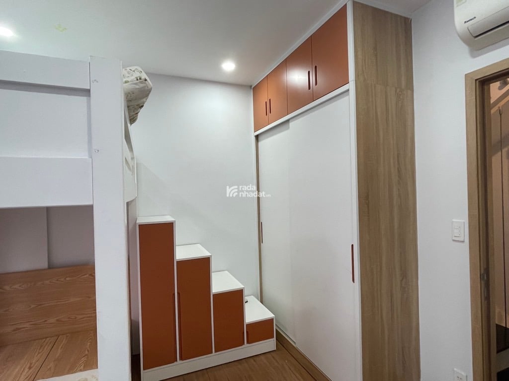 TRUNG TÂM PHÚ NHUẬN, TIỆN ÍCH BAO QUANH, GẦN SÂN BAY, GIAO THÔNG ĐI LẠI QUA CÁC QUẬN TIỆN LỢI