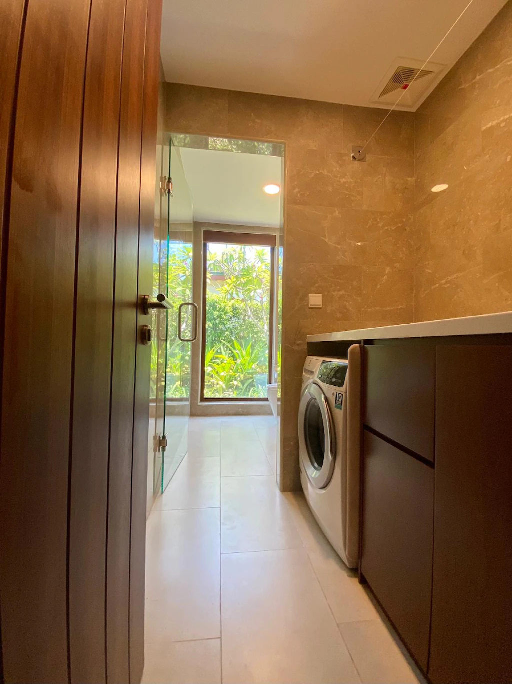 CẦN BÁN GẤP BIỆT THỰ MOVENPICK CAM RANH VIEW BIỂN 2PN - 481m2, GIÁ CHỈ 17 TỶ