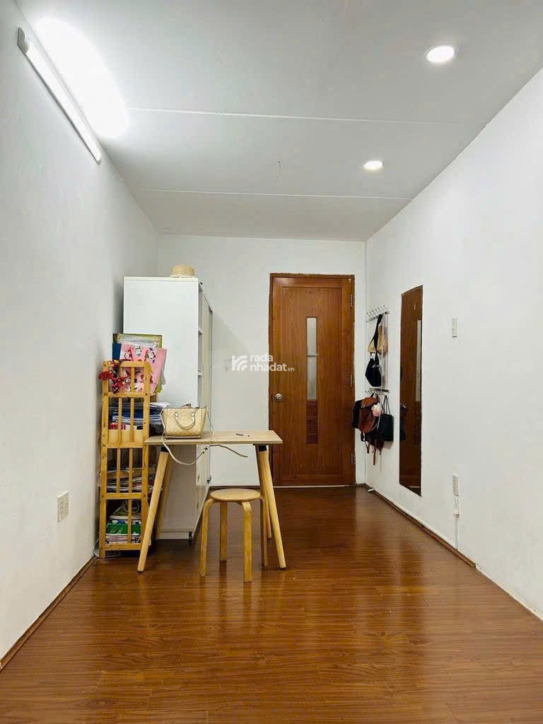 CHO THUÊ NHÀ HẺM NAM KỲ KHỚI NGHĨA,Q1,3x11m,2L,2Pn,2wc, nội thất cơ bản giá 12tr/tháng