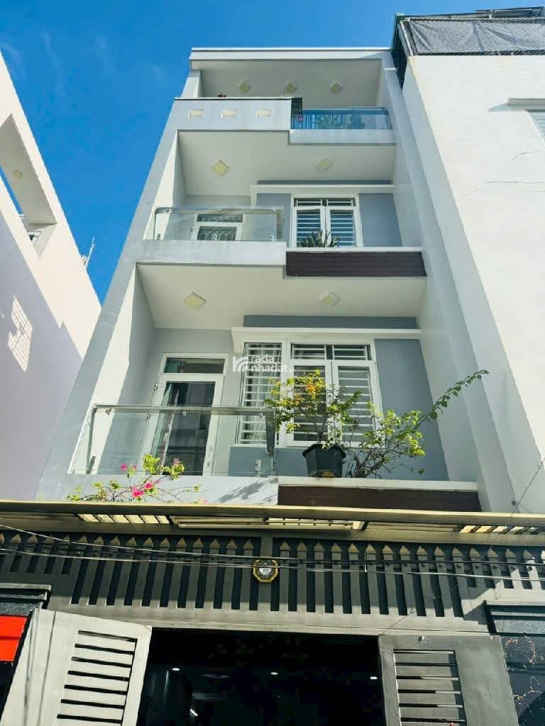Bán nhà Gò Vấp, Hẻm xe hơi sát mặt tiền Phạm Văn Chiêu, Nhà 4 lầu đẹp ở ngay, Chỉ 6.5 tỷ TL