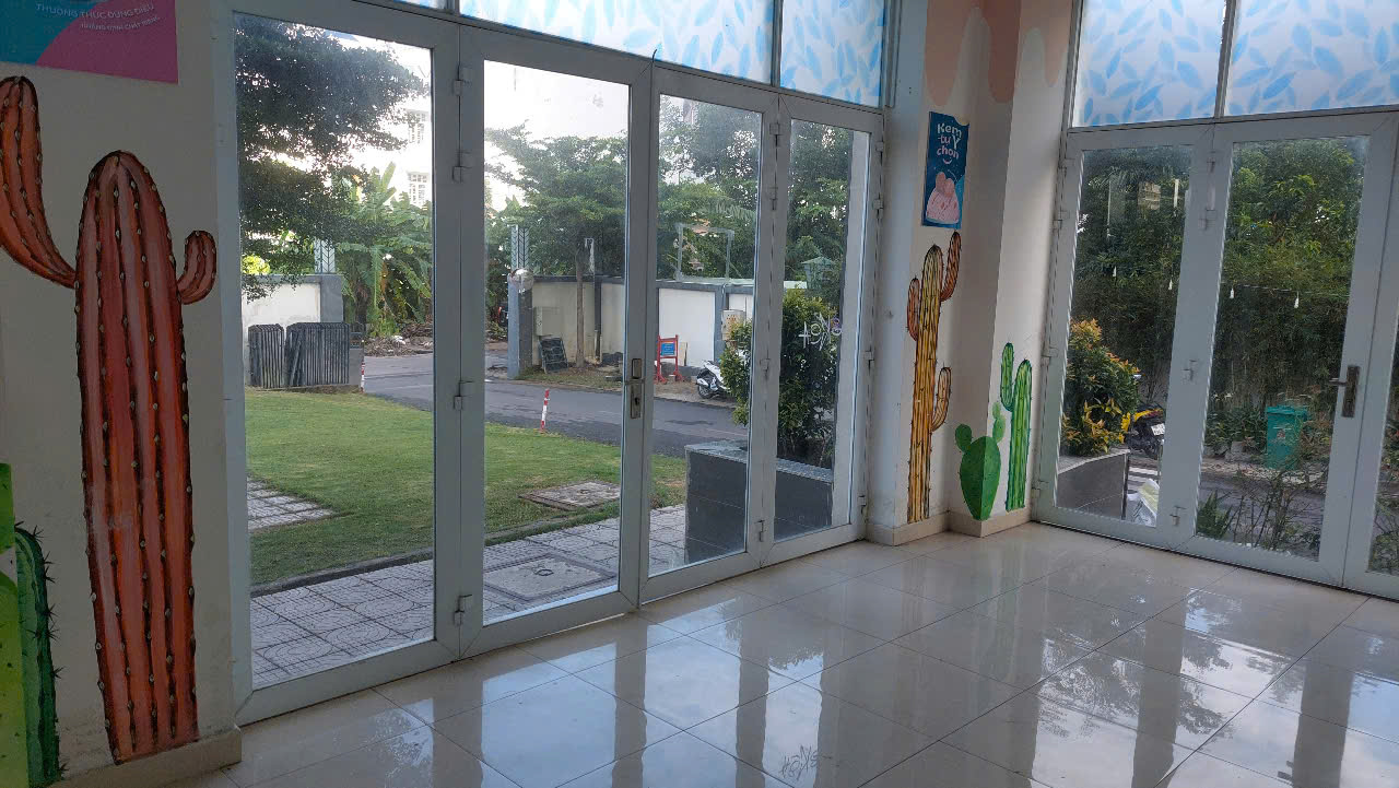 Cần bán shophouse 79m2, căn góc 2 mặt tại Dream Home Palace.