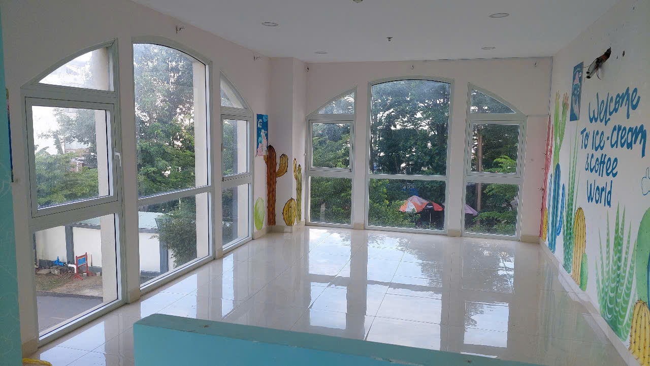 Cần bán shophouse 79m2, căn góc 2 mặt tại Dream Home Palace.