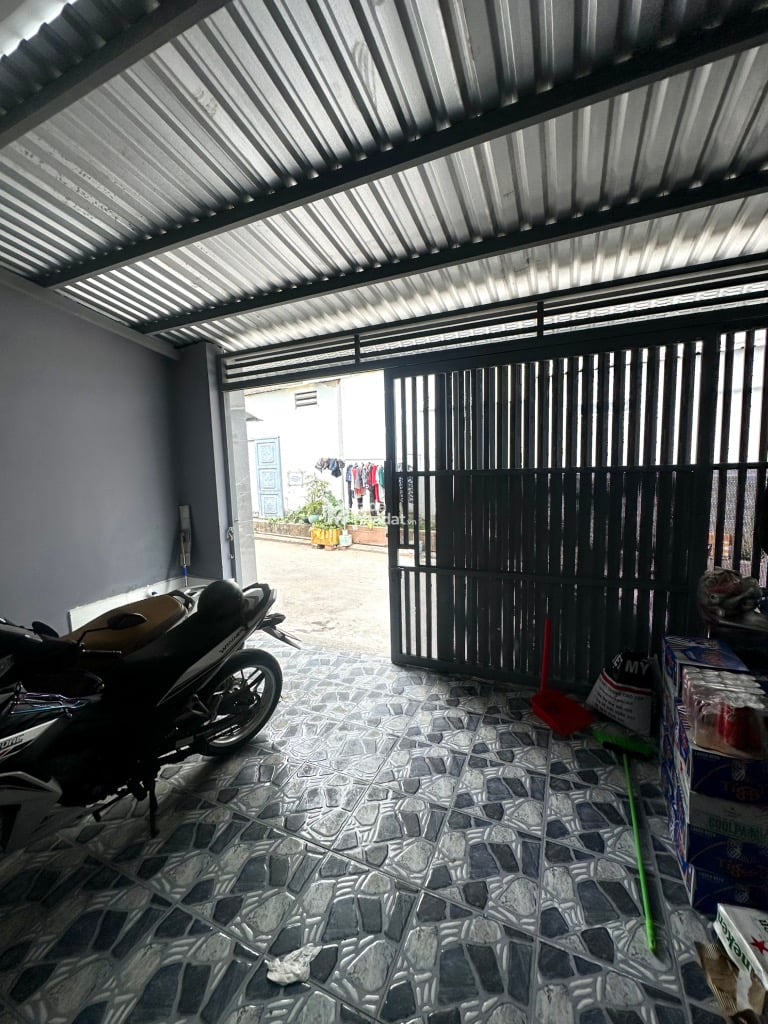 HẺM NHỰA 6m SÁT MẶT TIỀN ĐƯỜNG, GẦN GIGAMAL DÒNG TIỀN 22tr/th, 5,3X25 CHỈ 6,8 TỶ.