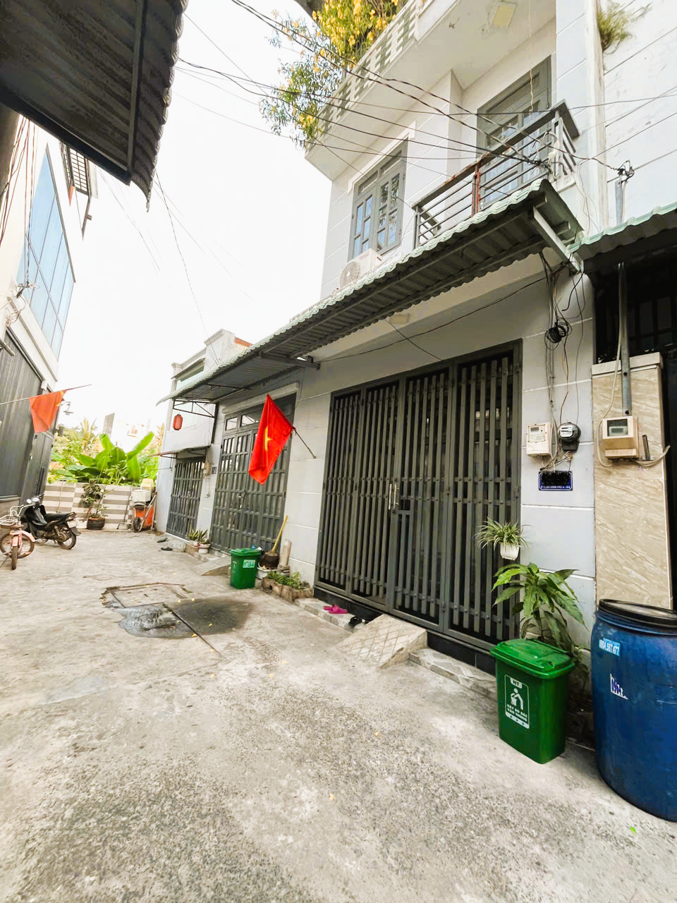 MUA 1 ĐƯỢC 3, NHÀ CÓ SẴN DÒNG TIỀN, NGANG 10M HIẾM, XE HƠI TỚI CỬA, CHỈ 7.4 TỶ