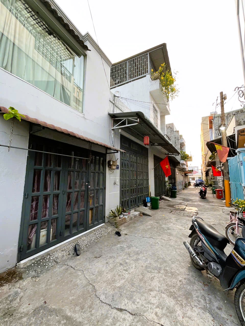 MUA 1 ĐƯỢC 3, NHÀ CÓ SẴN DÒNG TIỀN, NGANG 10M HIẾM, XE HƠI TỚI CỬA, CHỈ 7.4 TỶ