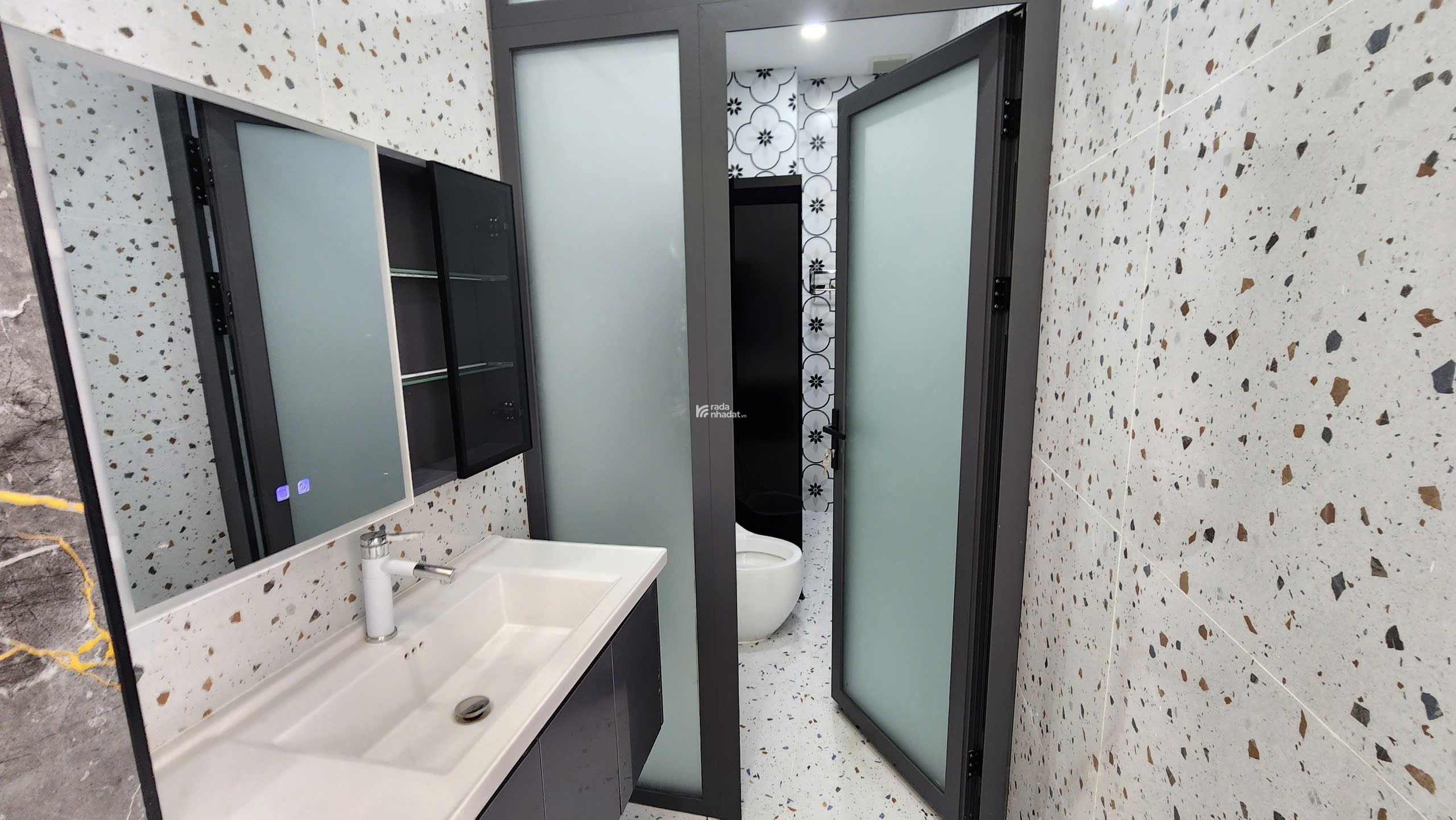 SIÊU PHẨM GÓC 2 MẶT TIỀN - TÒA NHÀ VĂN PHÒNG ĐA NĂNG, TÂN THỚI NHẤT 04 - Q12