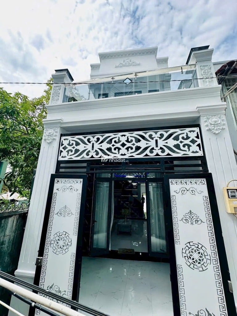 7.2T, NHÀ ĐẸP XÂY MỚI, HẺM 458 HUỲNH TẤN PHÁT, P. TÂN THUẬN, Q7. CÓ PHÒNG NGỦ TẦNG TRỆT, 100M2 M2. 