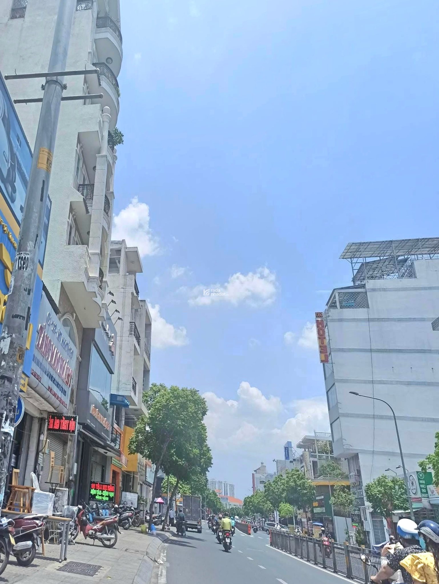 BÁN NHÀ MẶT TIỀN KDOANH 3 TẦNG ĐẸP 4x 30M - LŨY BÁN BÍCH - NHIK 11T