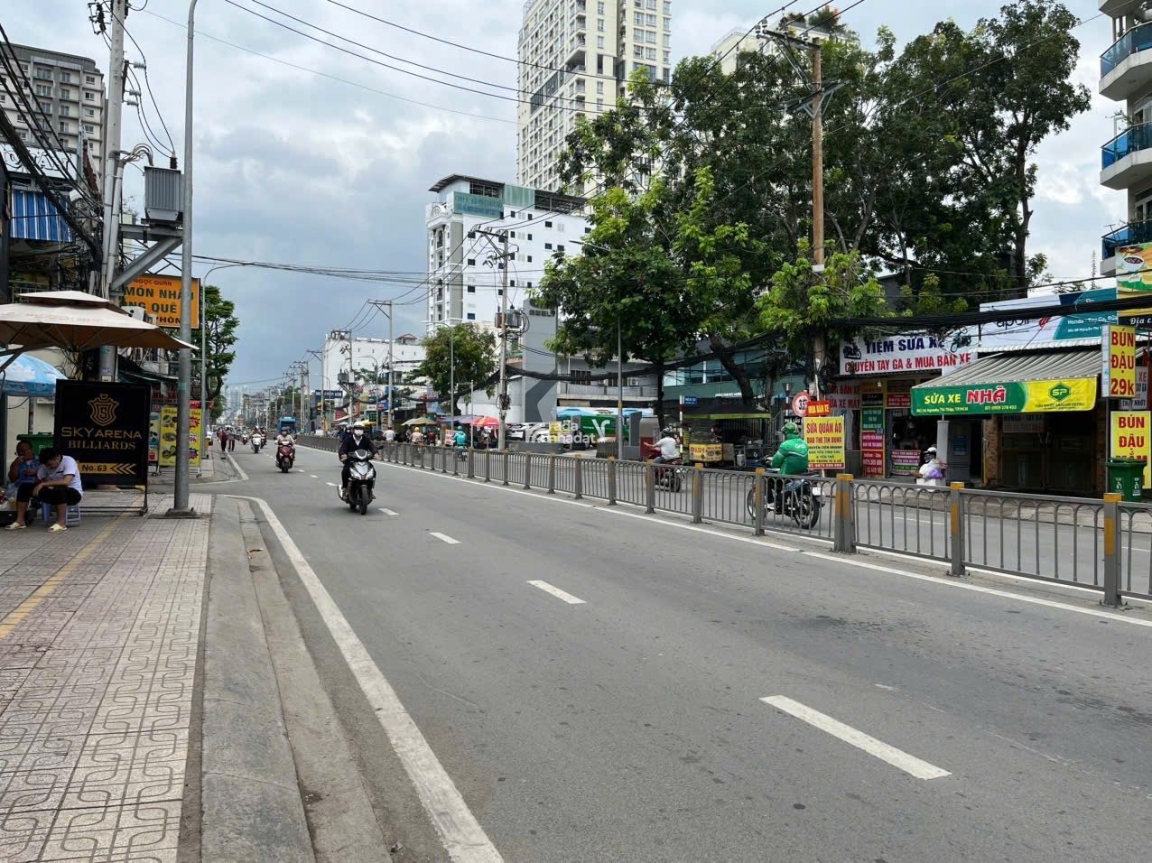 Bán nhà nở hậu Quận 7 Nguyễn Thị Thập 71m2 thổ cư ngang 5.6m dài 13m nhà 2 tầng 4 phòng ngủ chỉ 6 t