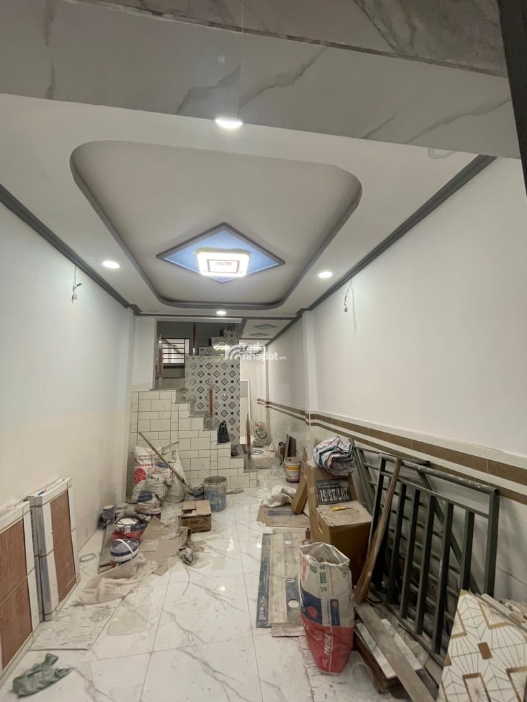 GIÁP QUẬN 6 - TÂN PHÚ NHÀ MỚI 2 TẦNG DTS 57,5m2,  GIÁP KHU TÊN LỬA 