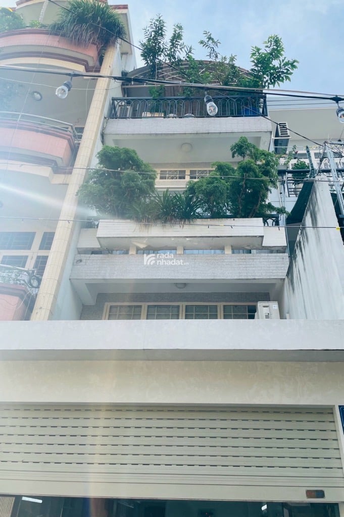 NHÀ VIP NGAY CHỢ PHẠM VĂN HAI, TÂN BÌNH, 50M2 CÓ KC TIỆN CẢI TẠO MỚI. GIẢM 750TR CHỈ 8.25T TL 