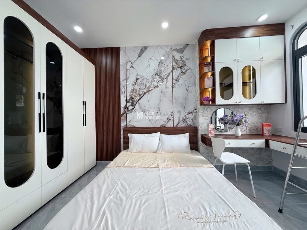 NHÀ BÙI QUANG LÀ- 50m2- 2 TẦNG- 3.7x13- CHỈ 5.29 TỶ