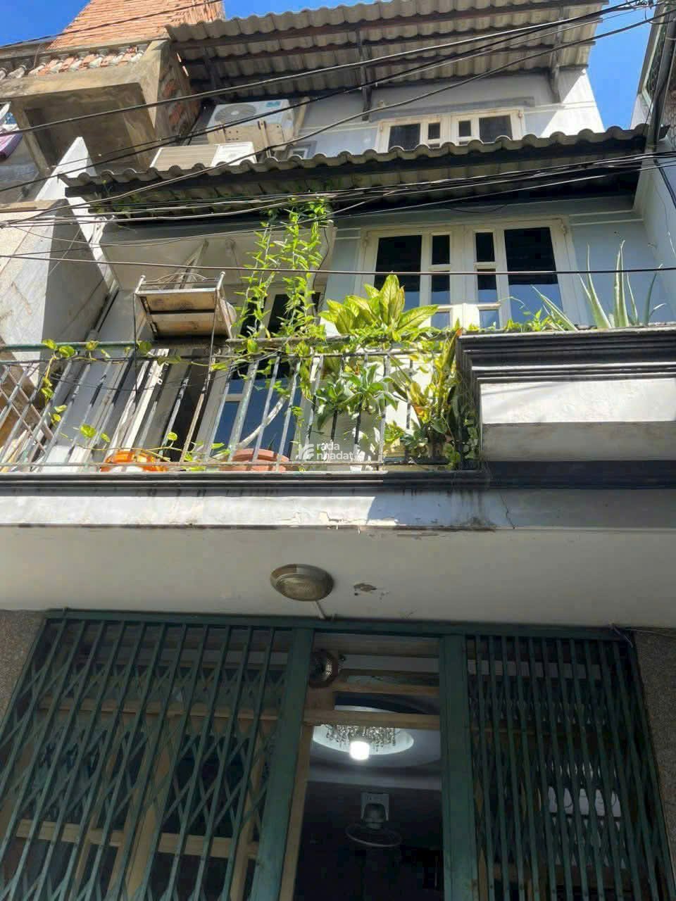 Nhà hẻm Điện biên Phủ, phường 17, quận Bình thạnh, khu có nhiều sinh viên trọ, an ninh, yên tĩnh
