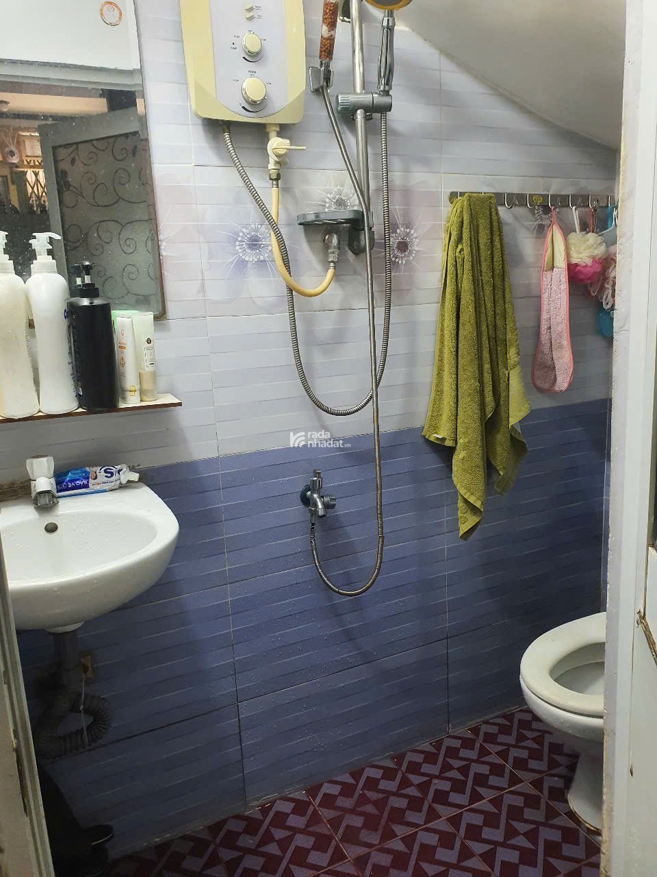 Nhà hẻm Điện biên Phủ, phường 17, quận Bình thạnh, khu có nhiều sinh viên trọ, an ninh, yên tĩnh
