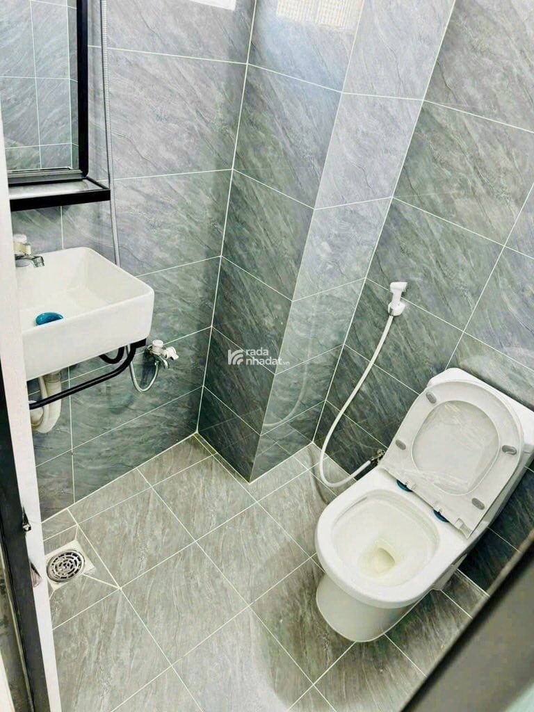 CĂN HỘ DỊCH VỤ 6 TẦNG 26PHÒNG ĐỦ TIÊU  CHUẨN KD PHÒNG - PHÒNG CHÁY CHỮA CHÁY