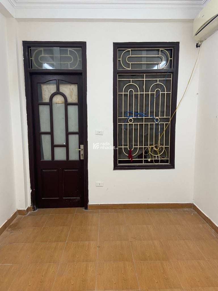 HOÀNG SÂM - 8.6 TỶ - MẶT TIỀN 6.8M - 30M RA MẶT PHỐ