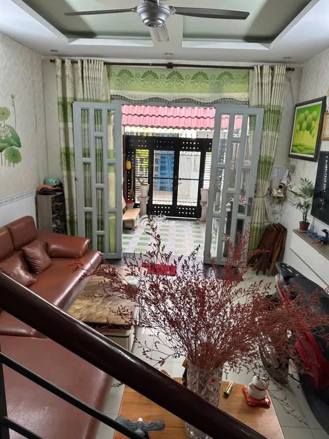 Hẻm 8m kế bên chung cư Bàu Cát, 120m2, 3 tầng, 6PN, nhà đẹp, chỉ 14.3 tỷ