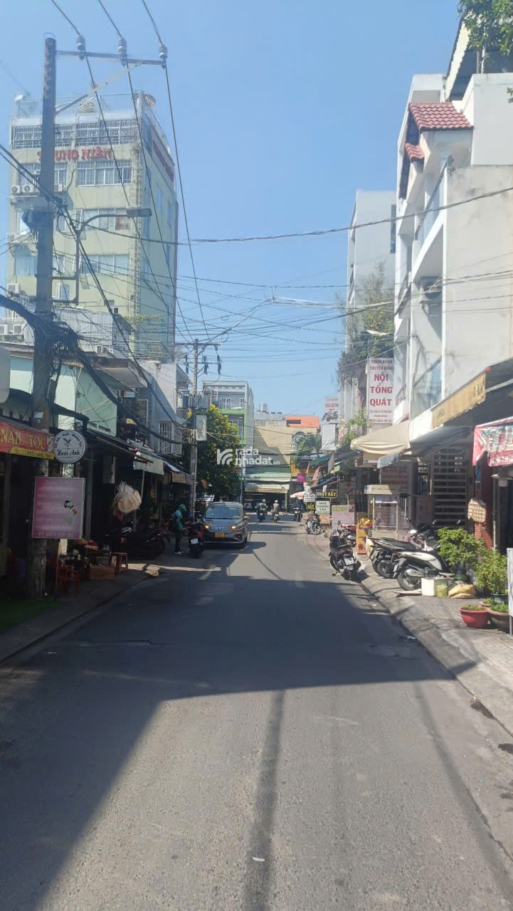 BÁN NHÀ MẶT TIỀN KHIẾU NĂNG TĨNH,KHU TÊN LỬA (4,6m x 24m C4) 11 TỶ TL